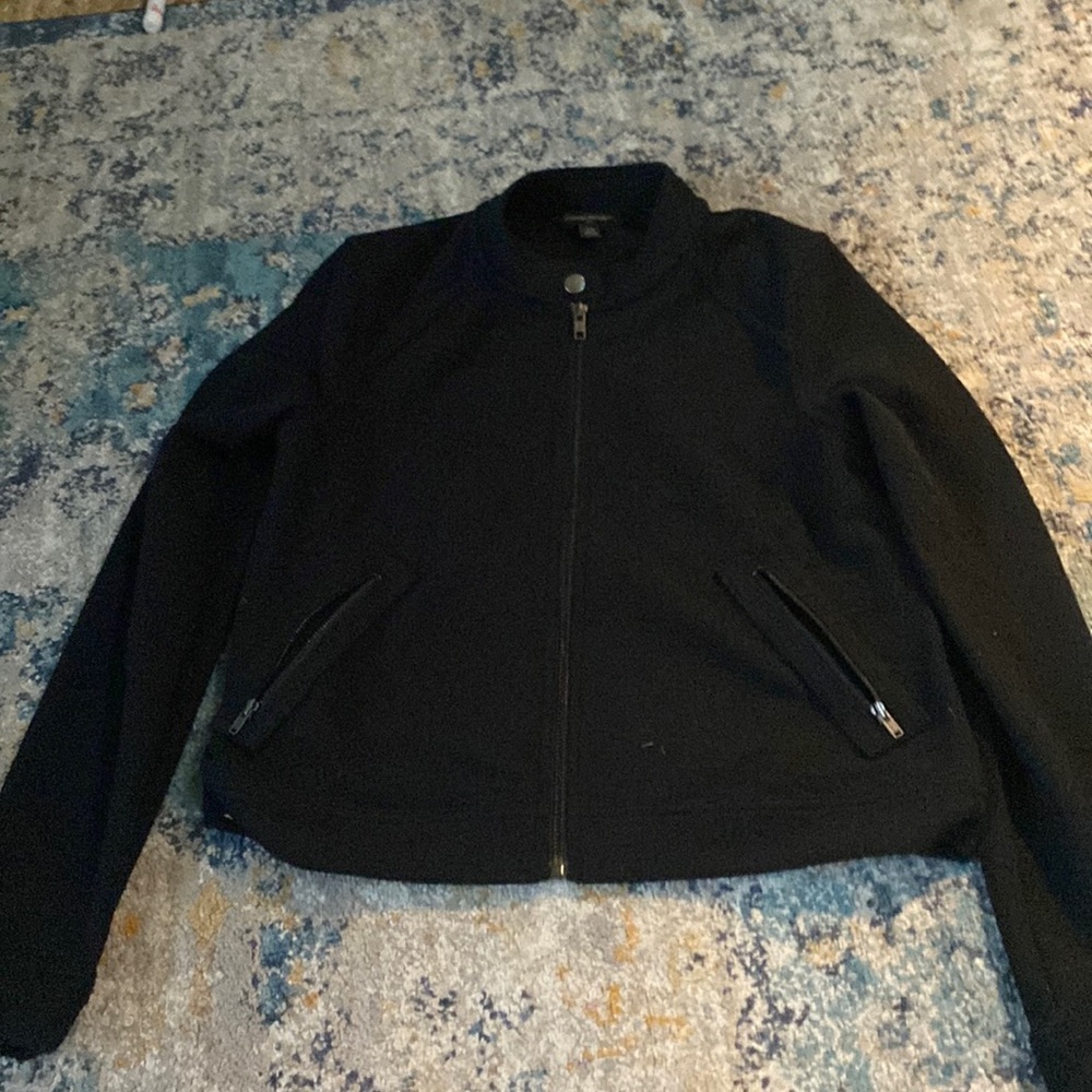 Black, stretchy, soft jacket from banana republic. Barley worn!